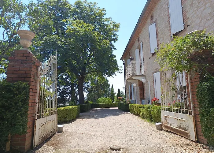 Konukevi La De Marin Lombers